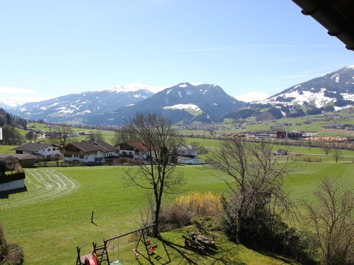 Apartment In Hart Im Zillertal With Garden Balcony Parking Fuegen Luaran gambar